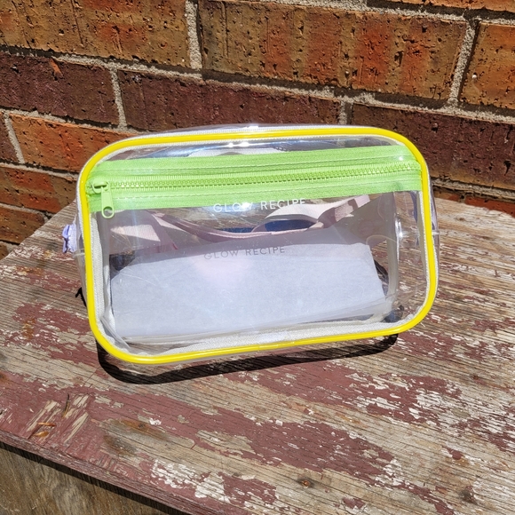 Brand New Glow Recipe Brand Clear Fanny Pack / Bum Bag - Picture 2 of 5